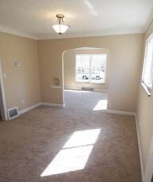 3rd image of 22001 Kenison Ave