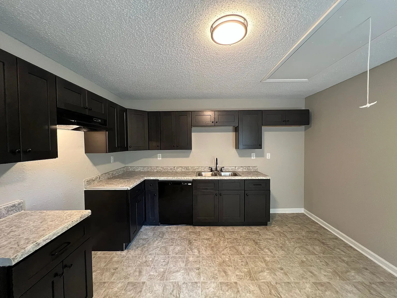 4183 Truman Ave — Photo 4