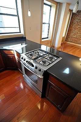 4th image of 101 W 140th St #31