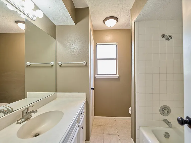 80 Rolling Hills Dr — Photo 35