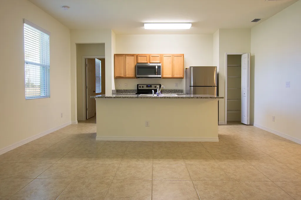 NE Cape Coral Single Family Home — Photo 2