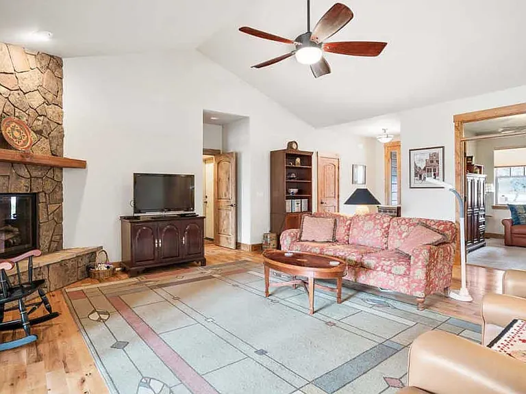 402 Window Lake Trl — Photo 6