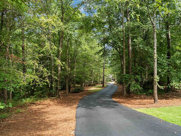 4th image of 100 Oconee Estates Dr