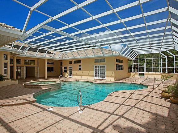 5th image of 4433 Westwood Ln
