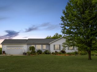 8346 Bennington Rd, Laingsburg, MI 48848