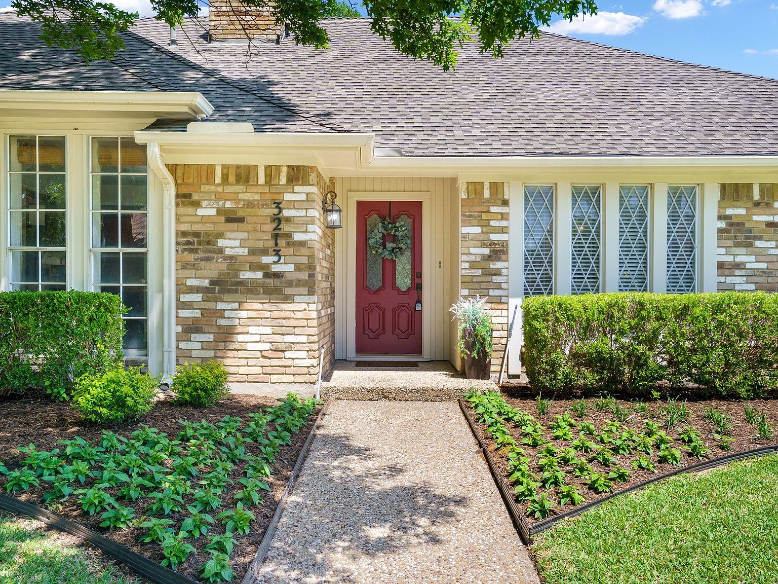 3213 Pinehurst Dr, Plano, TX 75075 | Zillow