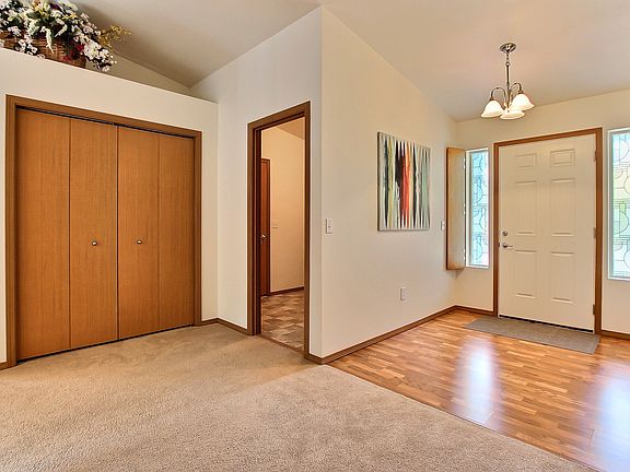 5th image of 1325 Woodard Ave NW