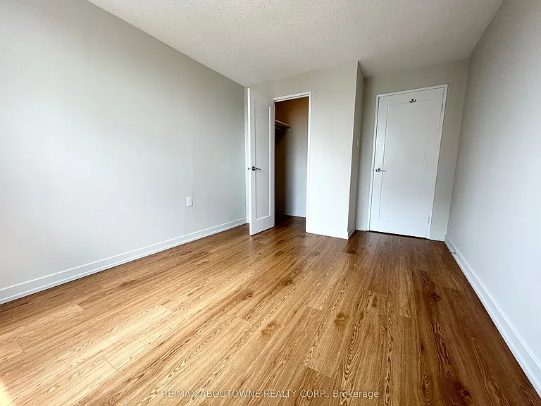 82 Millside Dr #1110 — Photo 12