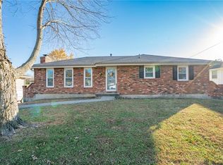 109 SW 20th Ter, Oak Grove, MO 64075