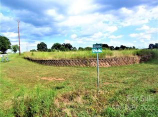 1704 Polkville Rd, Shelby, NC 28150