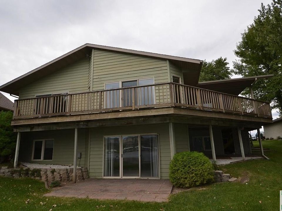 1st image of 40 Hill Dr #40