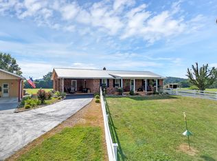 230 Fishpond Rd, Chuckey, TN 37641