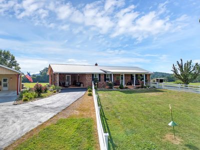230 Fishpond Rd, Chuckey, TN, 37641