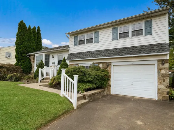 1252 Dahlia Rd, Warminster, PA 18974