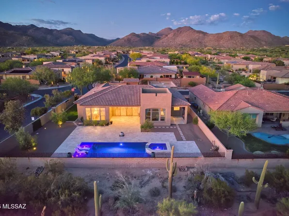 6445 W Triangle Cross Way, Marana, AZ 85658