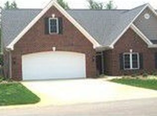 201 Birchwood Dr, Reidsville, NC 27320