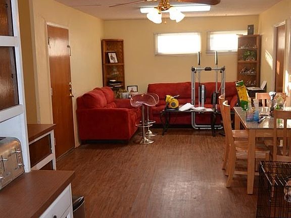 5th image of 4033 Gossett Dr