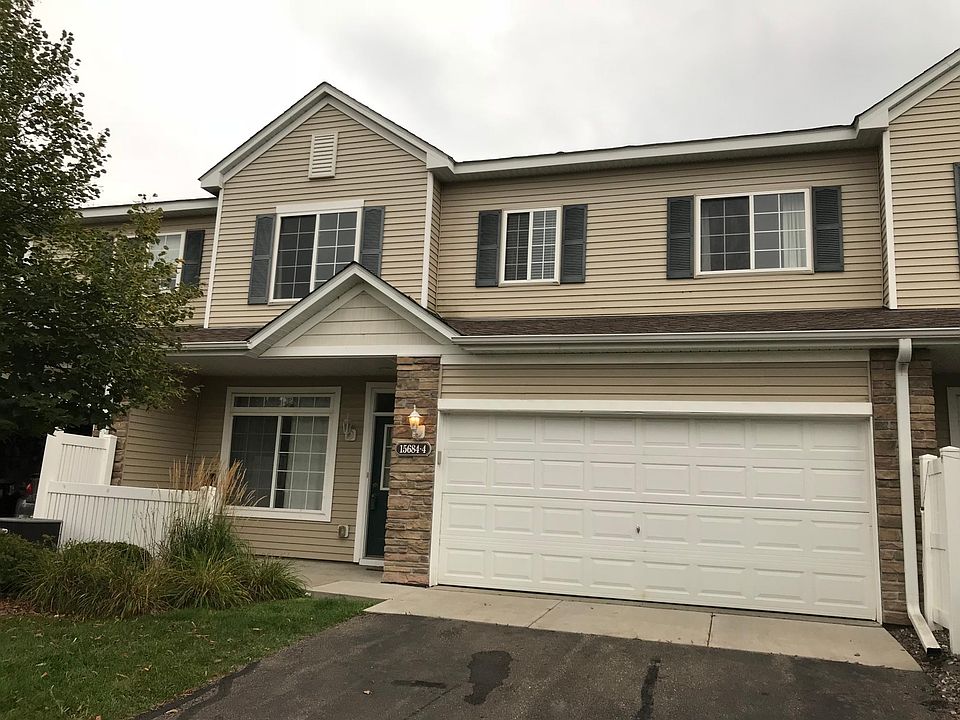 1st image of 15684 Emerald Dr #4