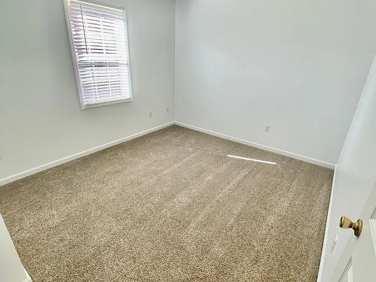 220 T F Kirkpatrick Way #D — Photo 23