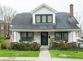 216 E Jackson St, Georgetown, KY 40324