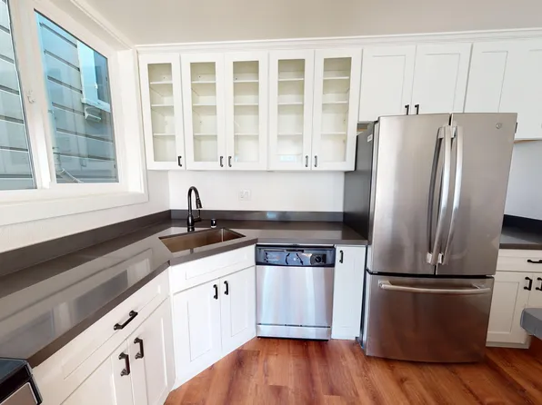 941A Center St, Oakland, CA 94607