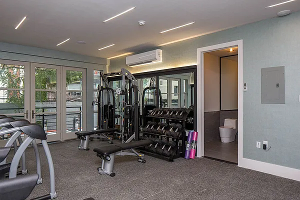 Rented by Brooklyn Group | media 21