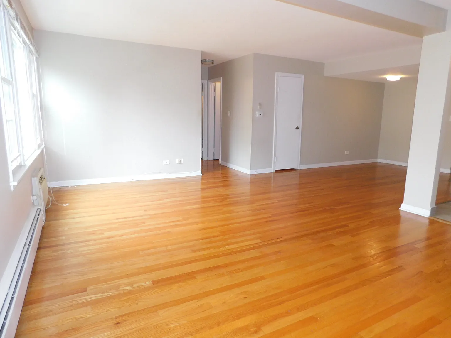 1 bed, 700 sqft, $1,875 — Photo 2