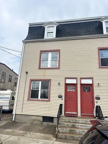 223 Essex St #B Photo 1