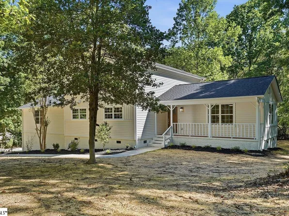 8 Overlook Ct, Greenville, SC 29609