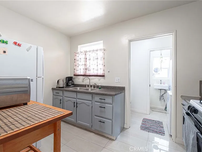 3813 College Ave #1/2 — Photo 11