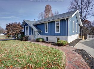 73 Hamill Rd, Huntington, WV 25701