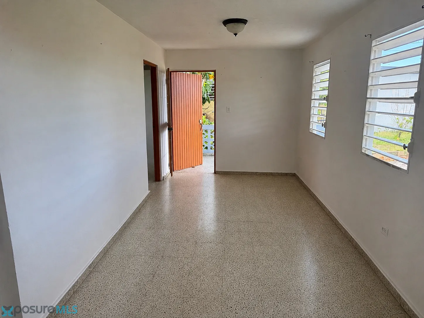 2 bed, 1.0 bath, 800 sqft, $650 — Photo 4