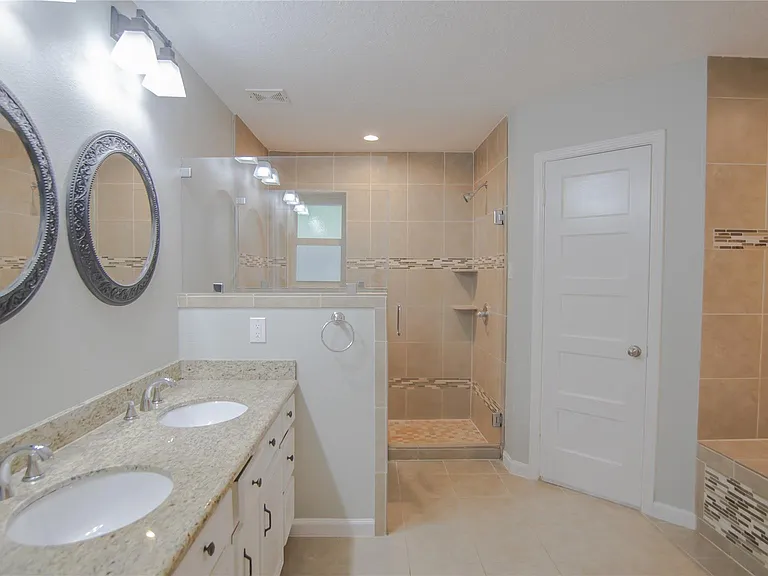 3406 Deerwood Ln — Photo 20