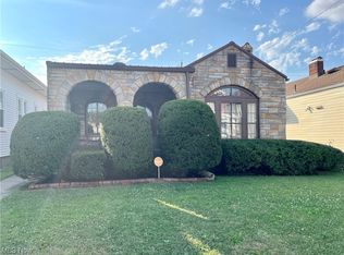 1125 Pearl St, Martins Ferry, OH 43935