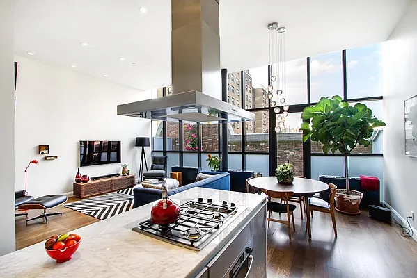 Sold by Compass | media 5