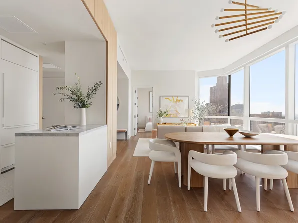 77 Greenwich Street image 4 of 19