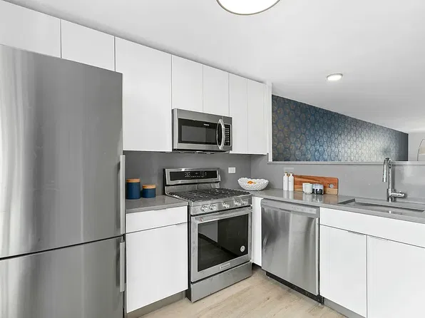 510 Main St APT 709, New York, NY 10044