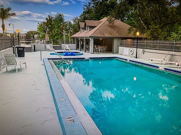 4th image of 2836 Countryside Blvd APT 123