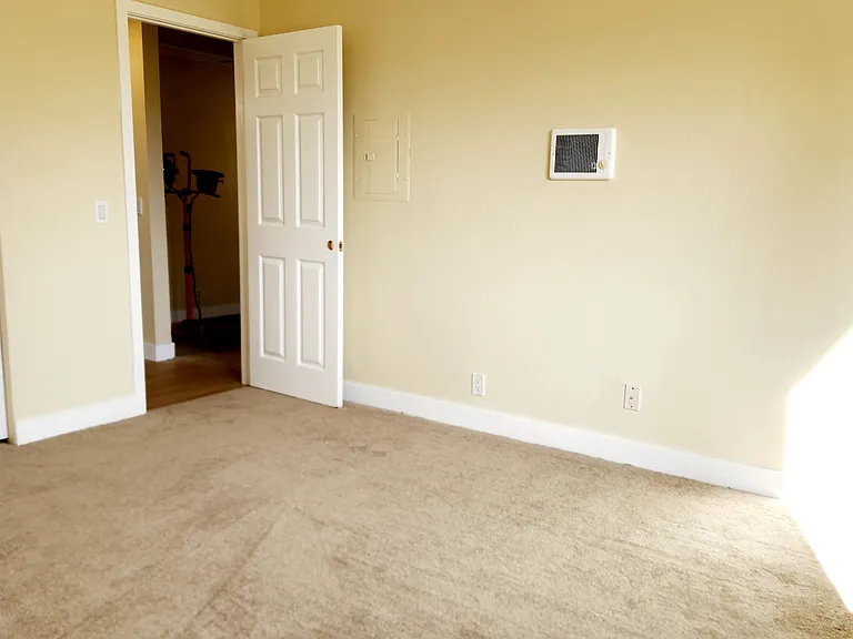 830 Broadway #27 — Photo 23