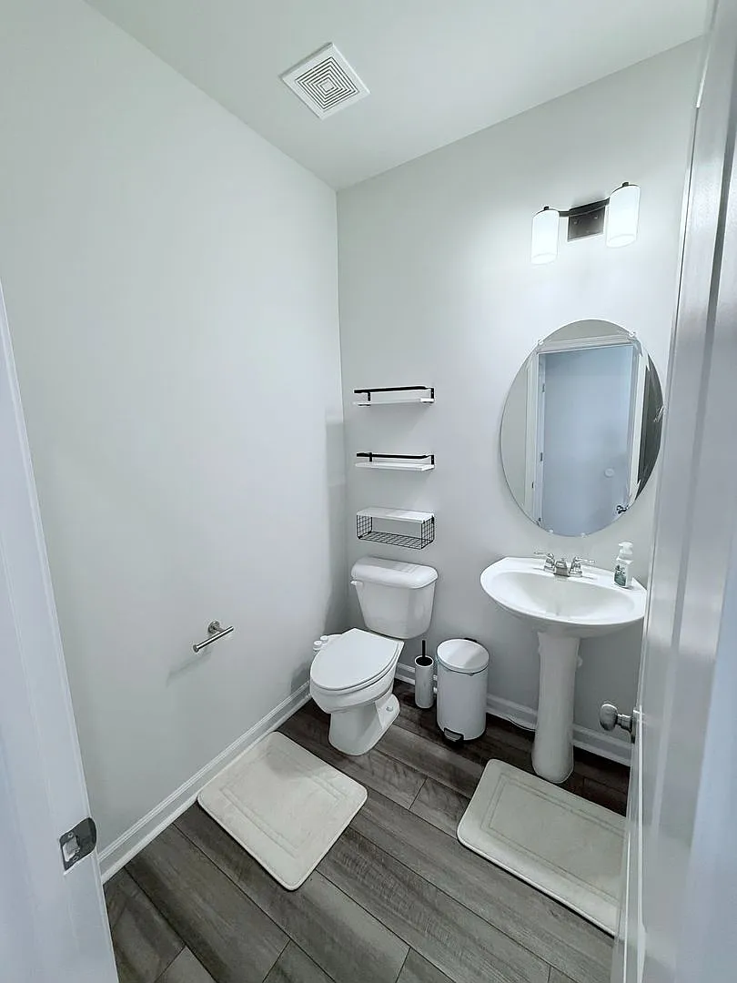 Room in 3 Bedroom Home at Chert Ln — Photo 3