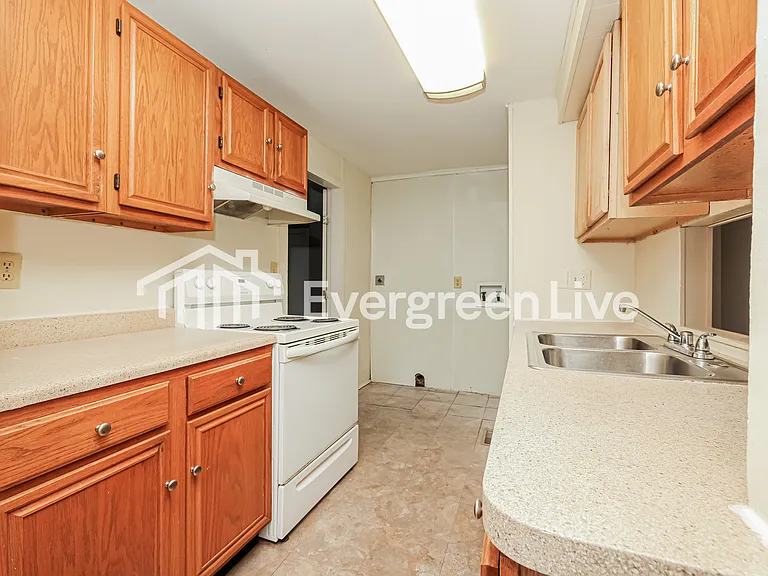 6809 Tiger Dr — Photo 7