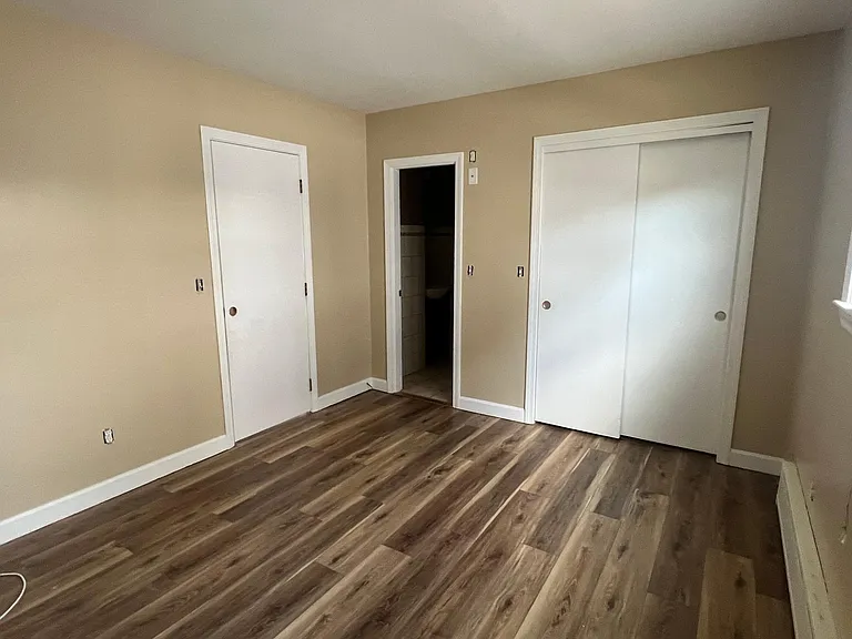 212 School St #3 — Photo 4