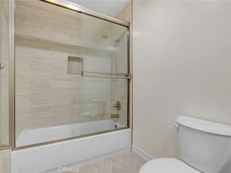 4949 Genesta Ave #104 — Photo 28