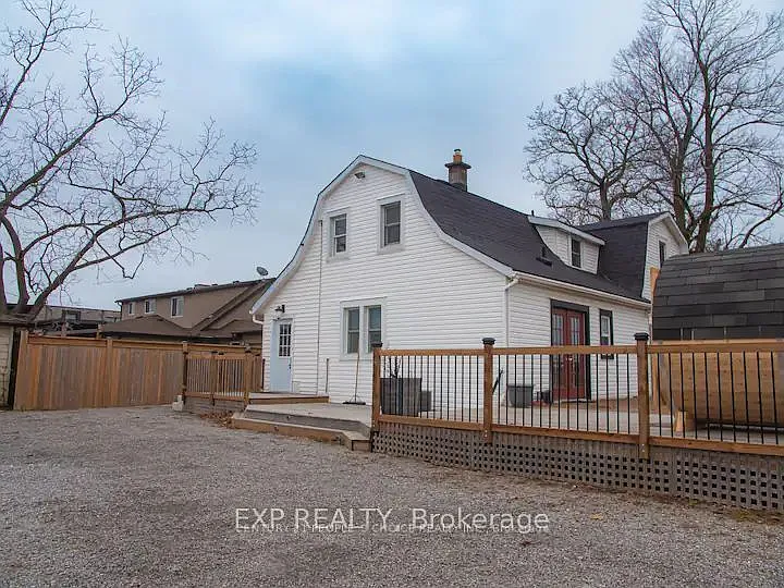 3090 Montrose Rd