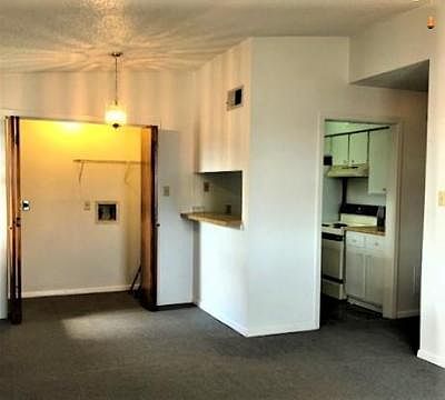 5th image of 2301 Edenborn Ave