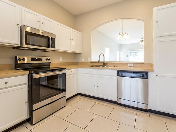 5th image of 1849 Meadow Pond Way