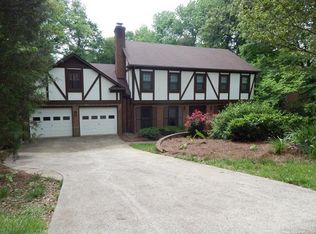 7327 Quail Hill Rd, Charlotte, NC 28210