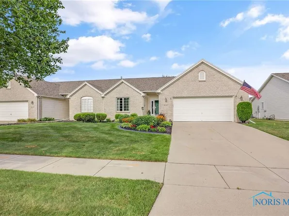 26317 W Wexford Dr, Perrysburg, OH 43551