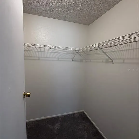 4911 Silver Oaks Vlg #F — Photo 12