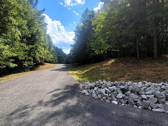 2nd image of 0 SE Sunset Rd